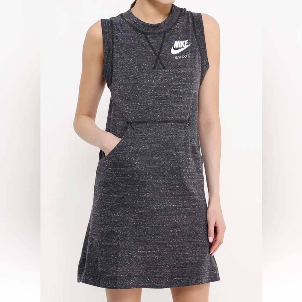 Vintage Nike JUST DO IT Size Small Dress Jumper